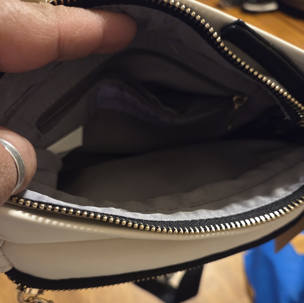 Madden Girl White and Black Crossbody Bag - Picture 6 of 8